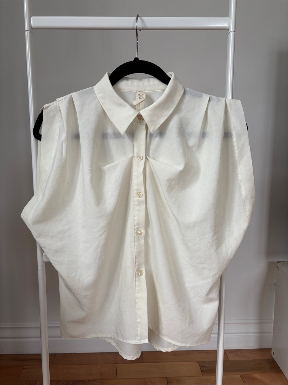 Eve Gravel Ivory Sleeveless Shell Top